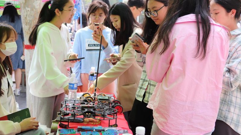 科技服务加盟：揭秘加盟利润背后的真相